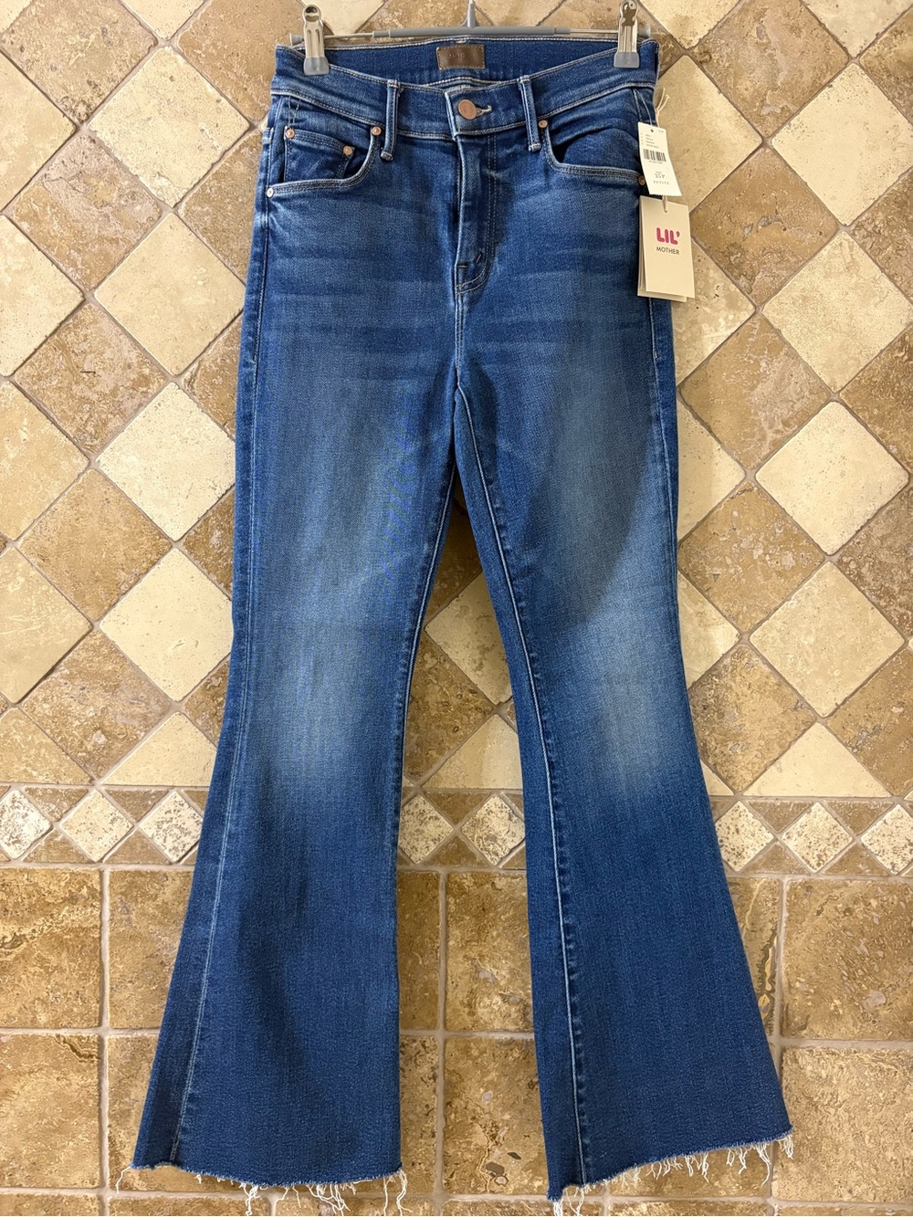 MOTHER Lil’ Mother Weekender Fray Take It Easy Petite Jeans Size 25 NWT